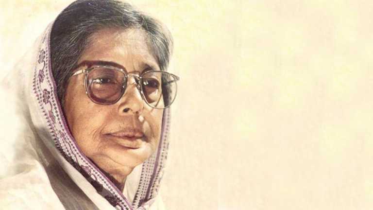 স্মৃতির পাতায় শহীদ জননী