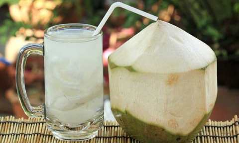 গরমে প্রশান্তি দেবে ডাব মালাই শরবত