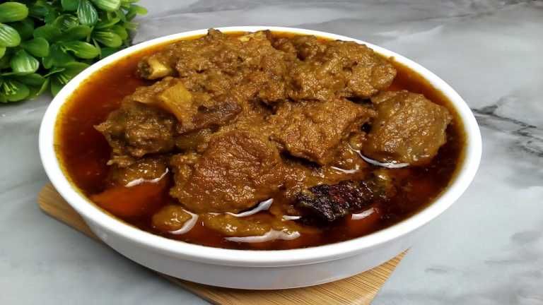 নারকেল বাটায় মাটন কষা