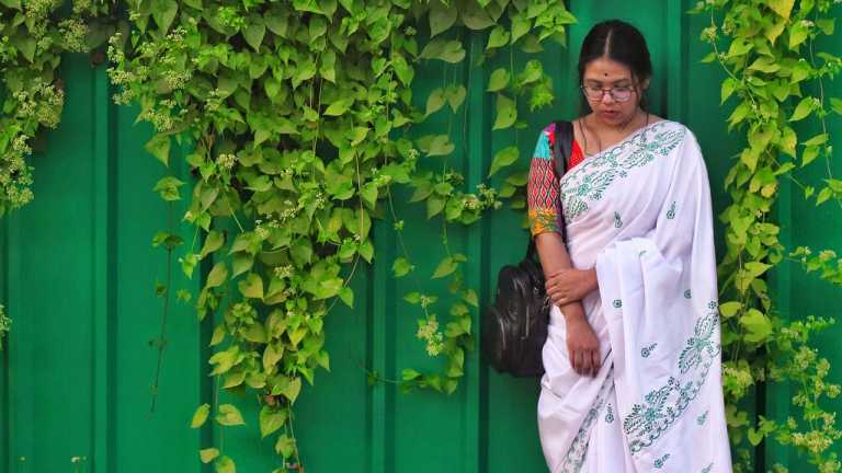 ডিভোর্সি নারীদের কেন প্রশ্নের মুখে পড়তে হয়