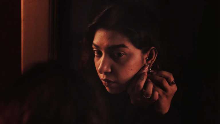 বাধা ভেঙে এগোলেই কেন ‘নষ্ট মেয়ে’