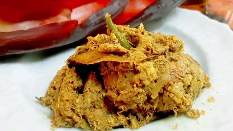 কলার মোচা ভর্তা