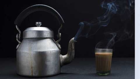 শীতে অতিরিক্ত চা-কফি পান হতে পারে ক্ষতির কারণ