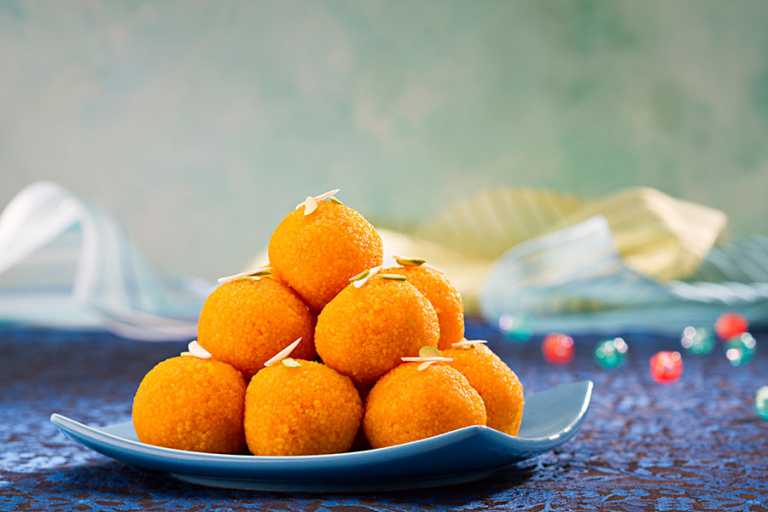 motichurer laddu