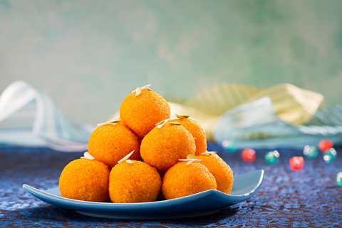 motichurer laddu