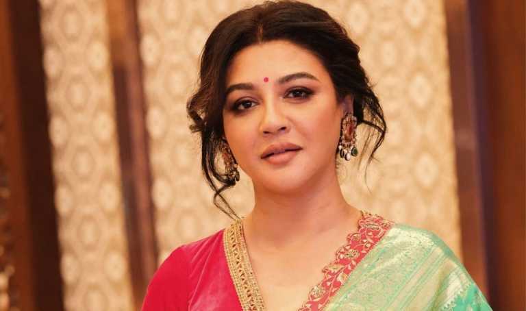 ‘একুশ মানে নিজের ভাষাকে ভালোবাসার প্রতিজ্ঞা’