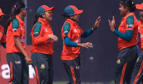 পাকিস্তানকে বড় ব্যবধানে হারিয়ে ফাইনালে উঠেছে বাংলাদেশ
