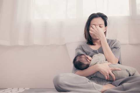 Tired,Mother,Suffering,From,Experiencing,Postnatal,Depression.health,Care,Single,Mom