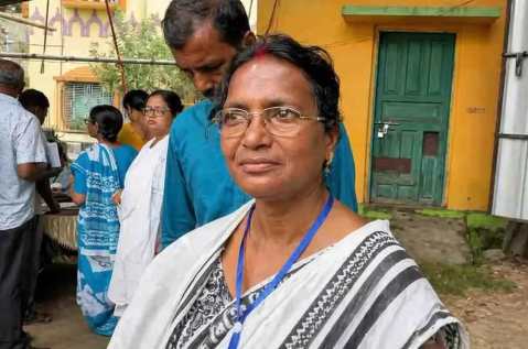 ratna debnath.jpeg