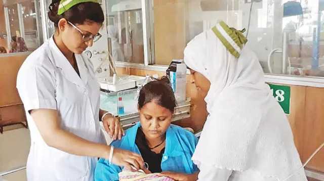 দেশে ১ লাখ স্বাস্থ্যকর্মী ও ২৫ হাজার মিডওয়াইফ নিয়োগ দেবে সরকার