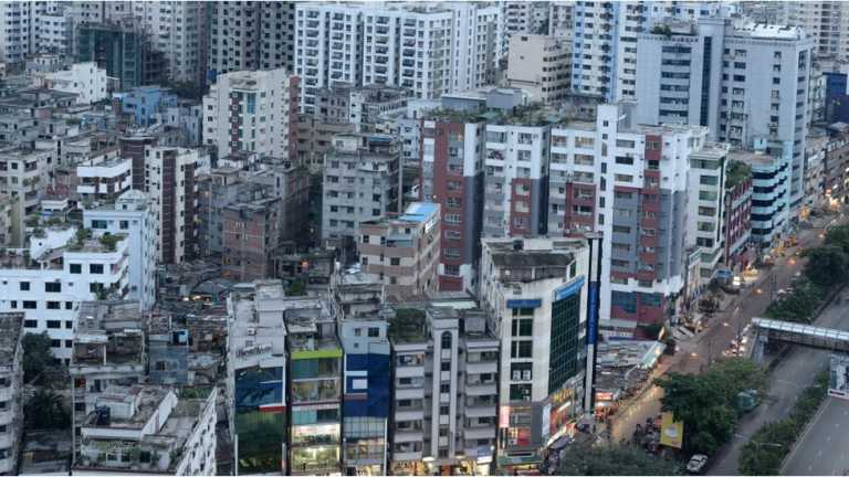 বসবাসের অযোগ্য শহরের তালিকায় তৃতীয় ঢাকা