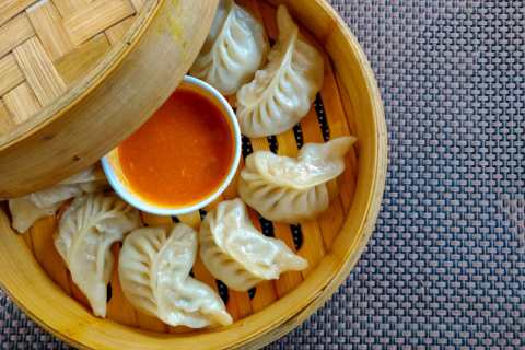 1606411404_5fbfe48cade9d_chicken-momo