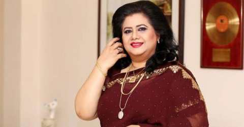 বন্যার্তদের সহায়তায় গাইবেন রুনা লায়লা