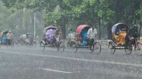 মৌসুমি বায়ু সক্রিয়, আগামী ৫ দিন টানা বৃষ্টির পূর্বাভাস
