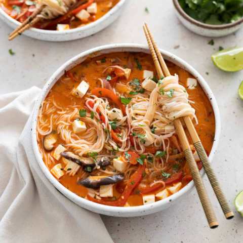 thai-red-curry-noodle-soup-cropped