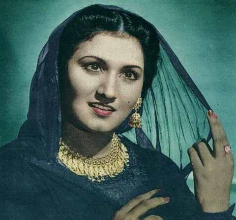 ভারত-পাকিস্তানে সমান জনপ্রিয়, সিনেমার মতোই ছিল যে তারকার জীবন