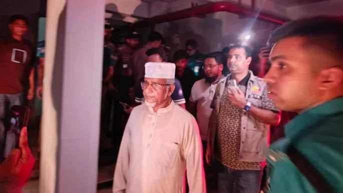 আমাদের বিরুদ্ধে আনা অভিযোগ মিথ্যা, ঘটনার সময় বাসায় ছিলাম না: গাজী নজরুল