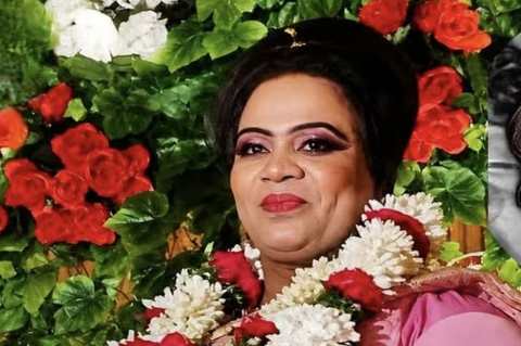 Mousumi-Hijra