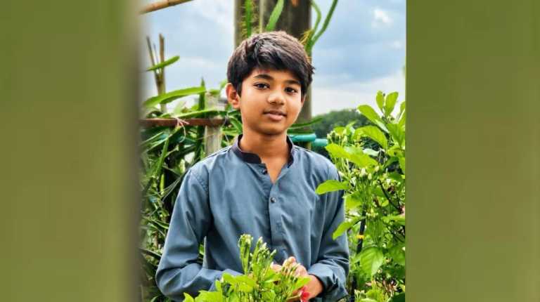 সবাইকে কাঁদিয়ে চিরনিদ্রায় শায়িত অপ্রতিম