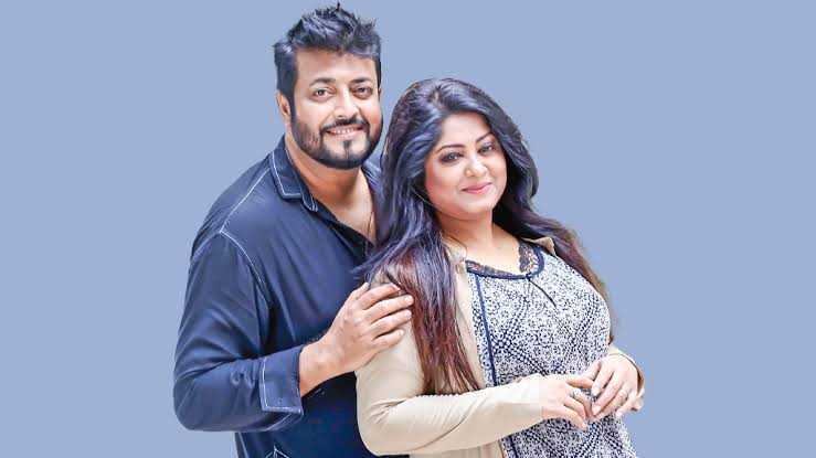 স্বামী-স্ত্রী আলাদা দেশে থাকতেই পারেন: ওমর সানী