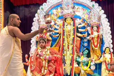 কুমারী পূজা কী, কেন করা হয় এবং এর ইতিহাস