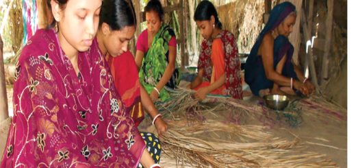 শীতলপাটি &#8211; বাঙালির শৌখিনতার প্রতীক