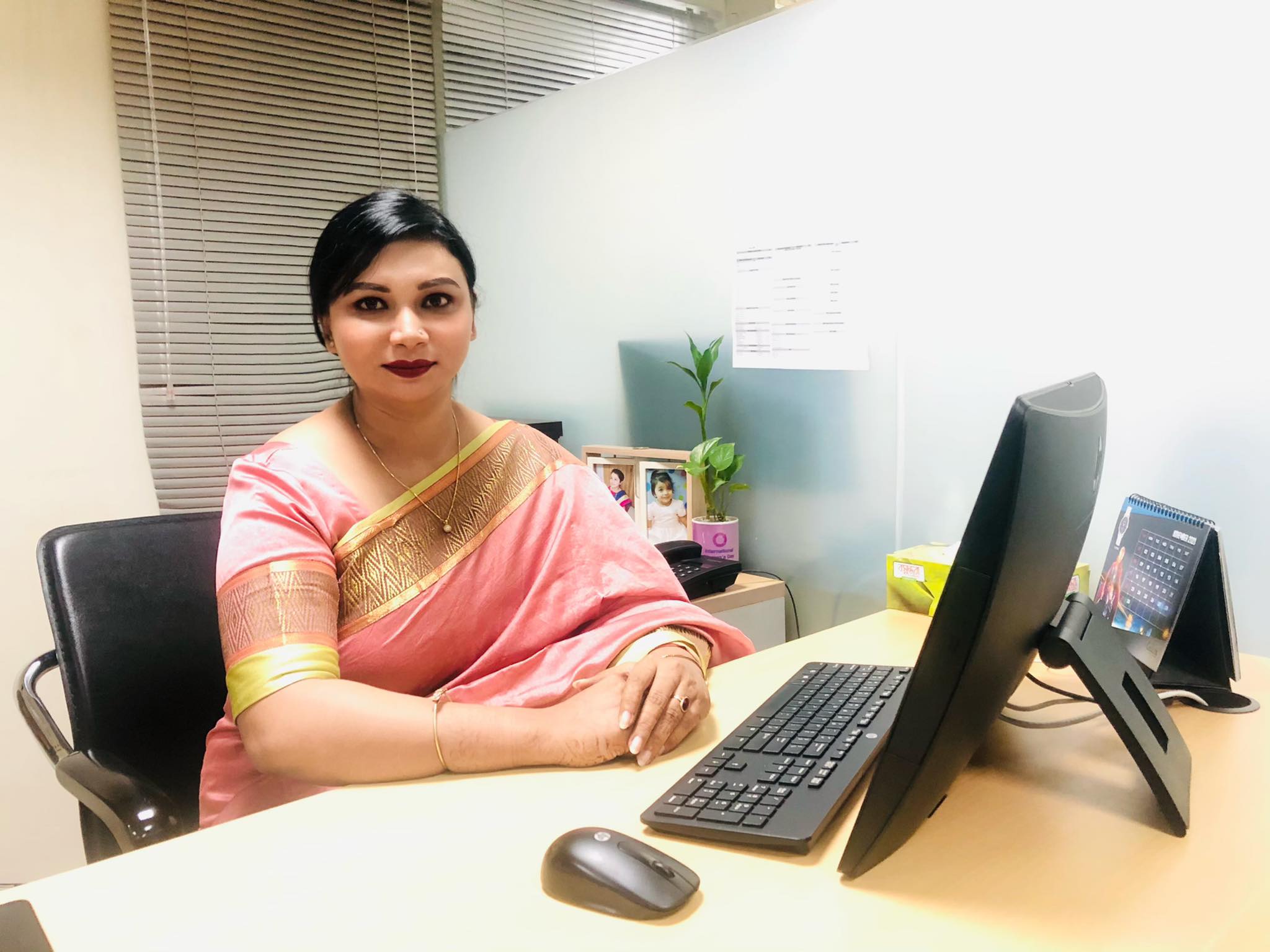 চাকরী পেতে নিজের পরিচিতি বাড়ান