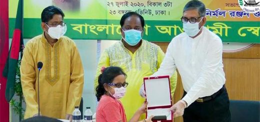 বড় হয়ে বিজ্ঞানী হওয়ার স্বপ্ন দেখে সিজদা