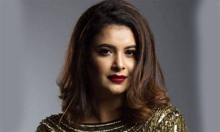‘দেবী’র পর ‘মুন্সিগিরি’তে দেখা যাবে শবনম ফারিয়া’কে!