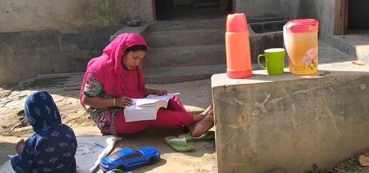শিক্ষায় গৃহবধূ রোমানার ঘুরে দাঁড়ানোর গল্প
