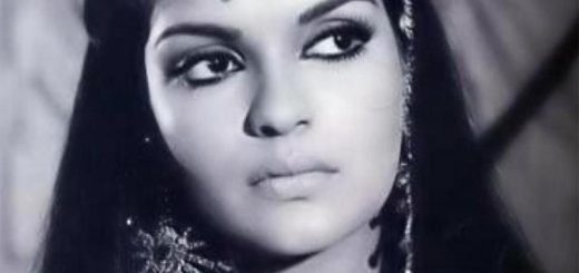 সাংবাদিকতা থেকে বলিউড, পার করলেন ৫০ বছর! 