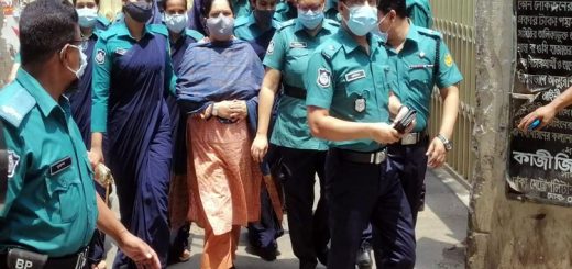 আদালতে তোলা হয়েছে রোজিনা ইসলামকে