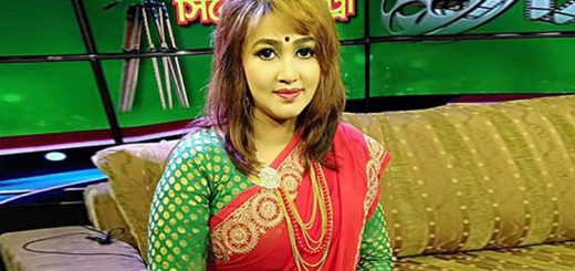 শিরোনামে চিত্রনায়িকা একা 