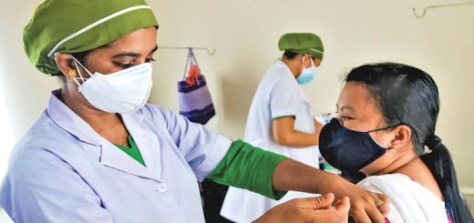 কোভিড টিকায় প্রজনন ক্ষমতা ও গর্ভপাতের ধারণা 