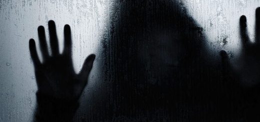 অপবিত্র মেয়ে