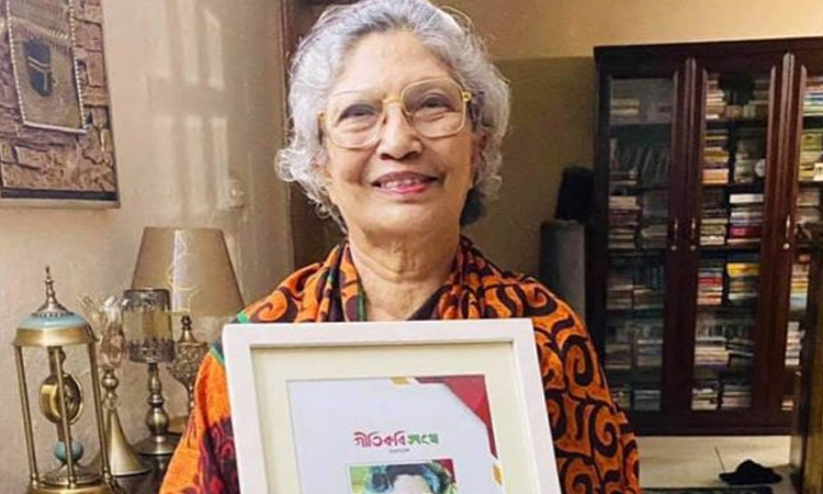 অনন্তযাত্রায় কবি কাজী রোজী