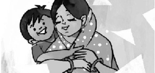 মায়ের মুখে হাসি