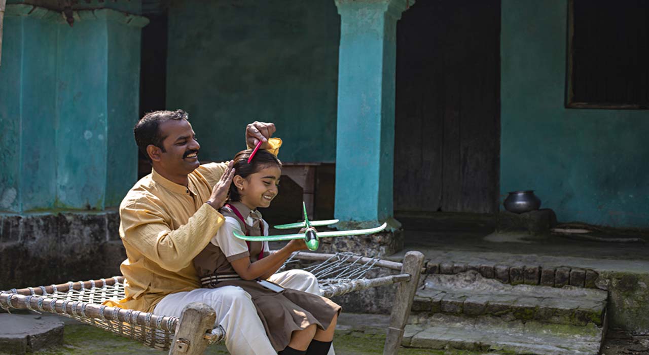 সন্তানের দেখাশোনা করার দায়িত্ব মায়ের একার নয়!