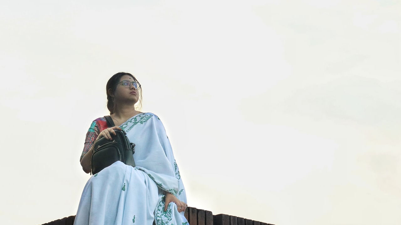 নারী তার নিজস্ব দৃষ্টিতে পৃথিবীকে দেখবে