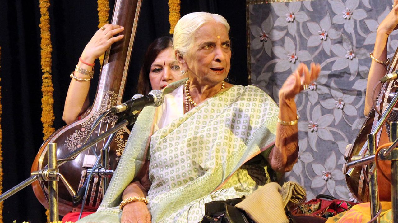 গিরিজা দেবীর প্রয়াণ দিবস আজ