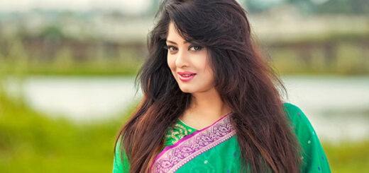 আজ মৌসুমীর জন্মদিন