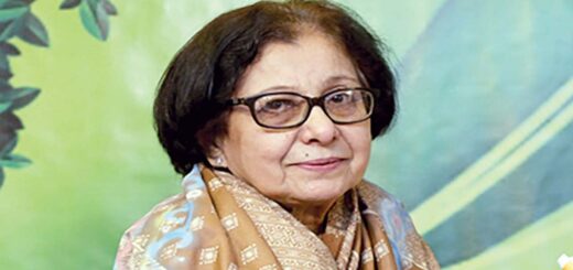 অনন্যা শীর্ষদশ ও সাহিত্য পুরস্কারজয়ী আনোয়ারা সৈয়দ হক পেলেন হুমায়ূন আহমেদ সাহিত্য পুরস্কার