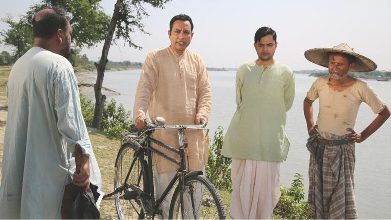 তানভীর মোকাম্মেলের চলচ্চিত্র &#8216;রূপসা নদীর বাঁকে&#8217;