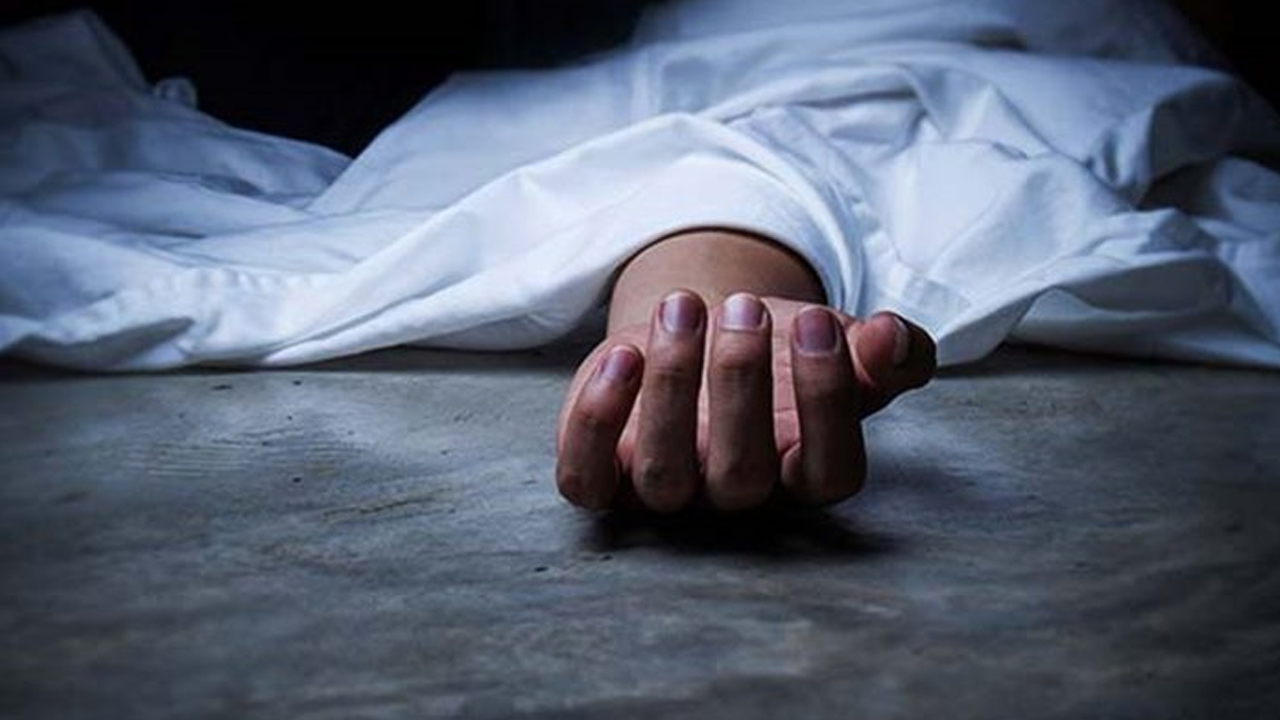 নারী সাংবাদিকের ঝুলন্ত লাশ উদ্ধার