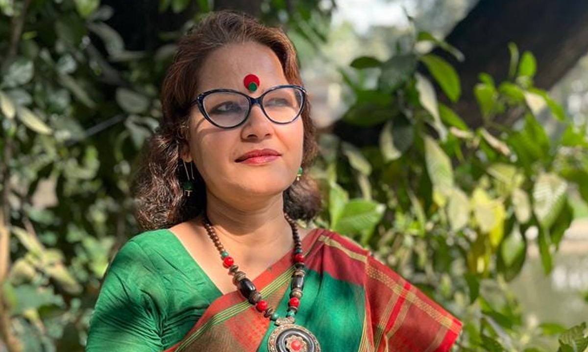 অনন্যা সাহিত্য পুরস্কার-১৪২৯ পাচ্ছেন শাহনাজ মুন্নী
