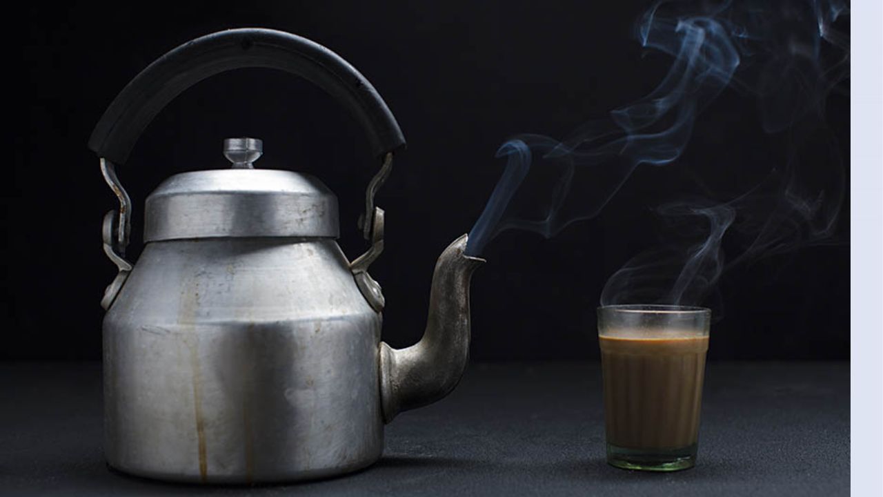 শীতে অতিরিক্ত চা-কফি পান হতে পারে ক্ষতির কারণ