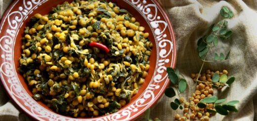 সজনে শাক দিয়ে বুটের ডাল