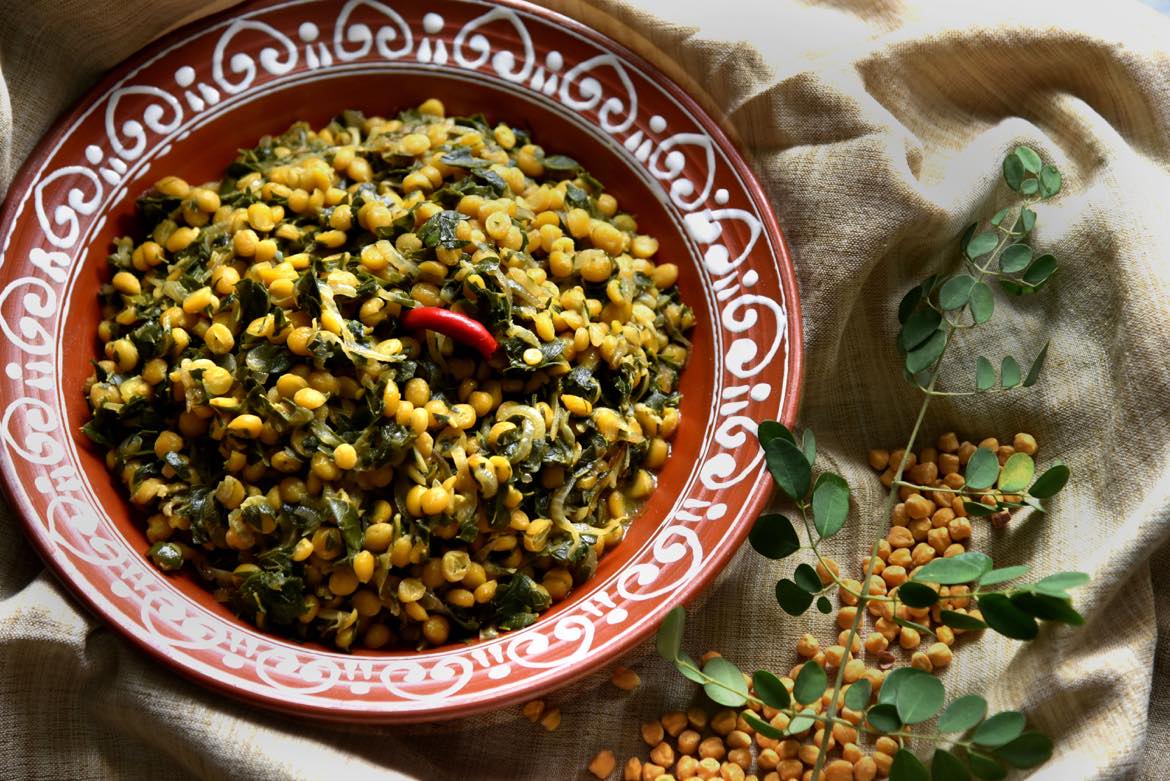 সজনে শাক দিয়ে বুটের ডাল