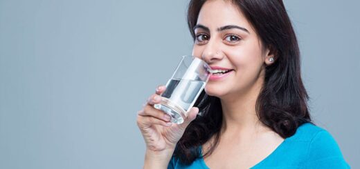বয়স ধরে রাখতে খাবেন যা যা