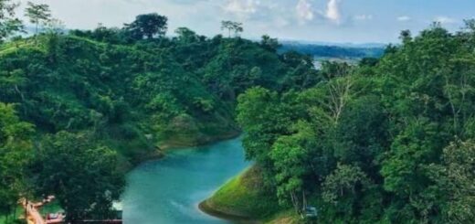 দেশের ৫ জায়গায় বেড়াতে যেতে পারেন এই বর্ষায়